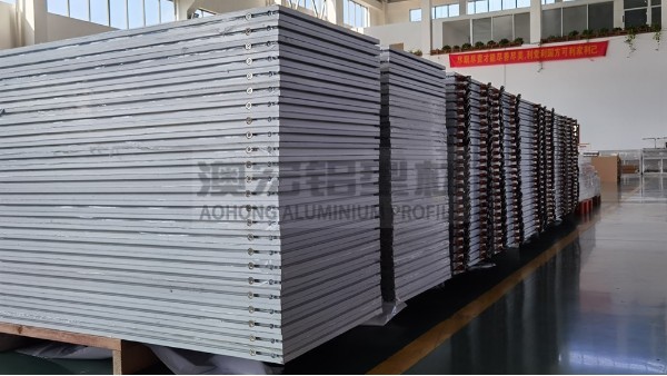 鋁型材承重能力如何判斷？從規(guī)格、負(fù)載到計算的全指南