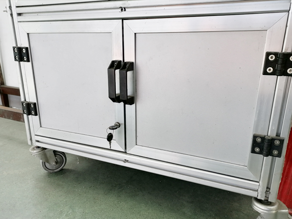 鋁型材機(jī)柜雙開(kāi)門(mén) 鋁型材機(jī)柜雙開(kāi)門(mén)